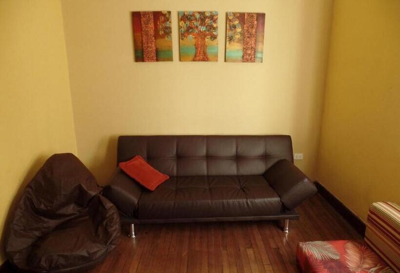 Hostel Revolution Quito