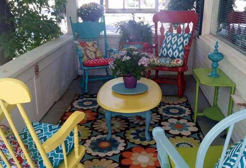 هتل Charles Street Holiday Home