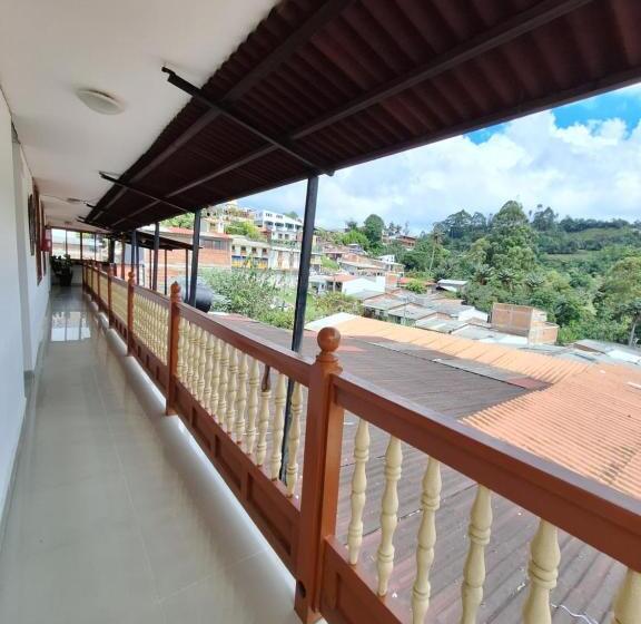 호텔 Hostal Casa De Vicente