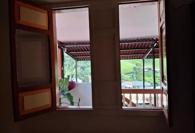 ホテル Hostal Casa De Vicente