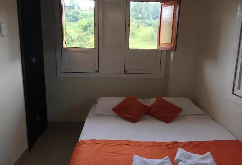 ホテル Hostal Casa De Vicente
