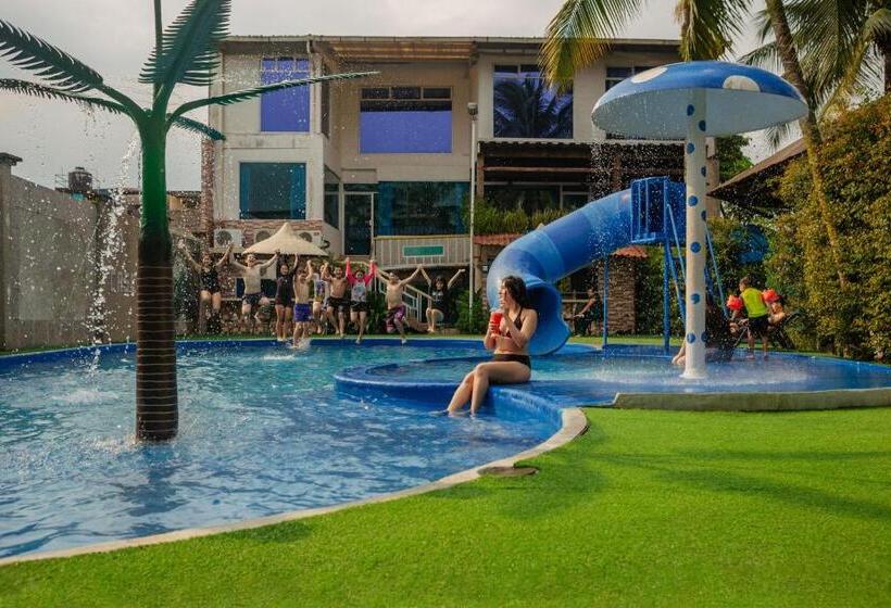 酒店 La Cascada   Lago Agrio