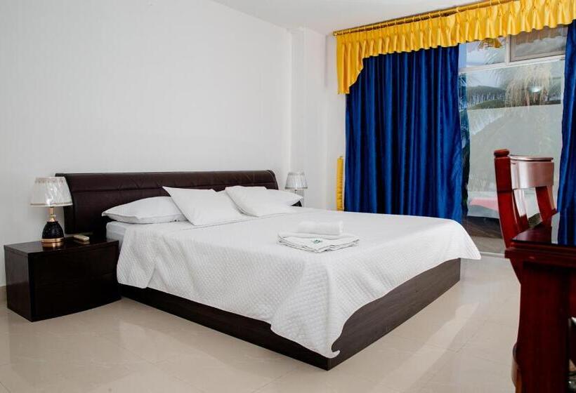 酒店 La Cascada   Lago Agrio