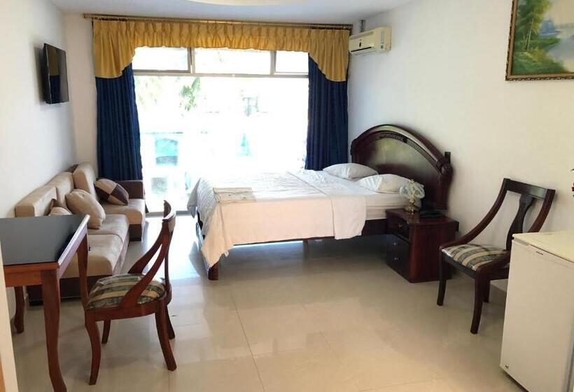 酒店 La Cascada   Lago Agrio