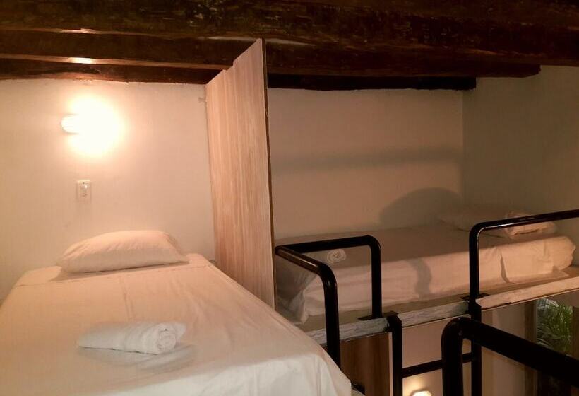 Maloka Boutique Hostel