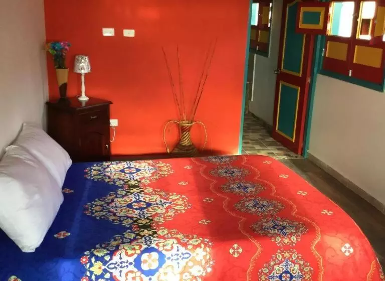 Aamiaismajoitus (B&B) Casa Pachamama