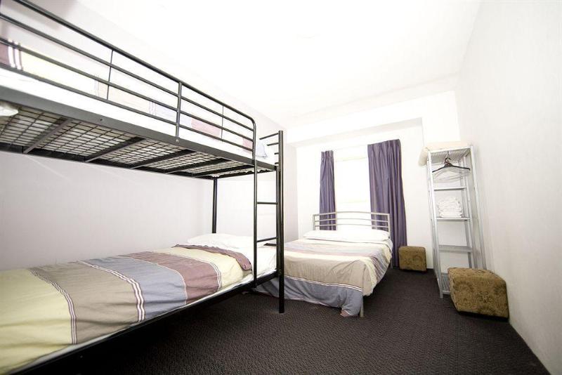 בית מלון כפרי Big Backpackers Hostel