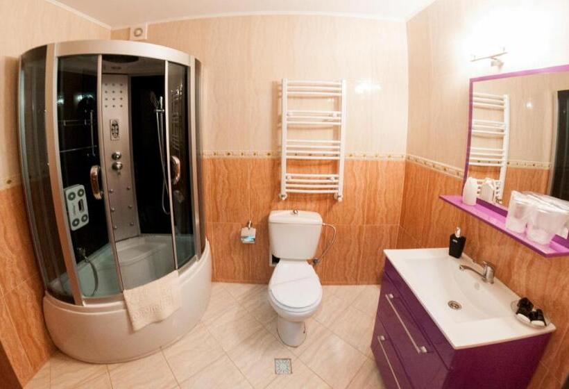 Отель Boutique Shine