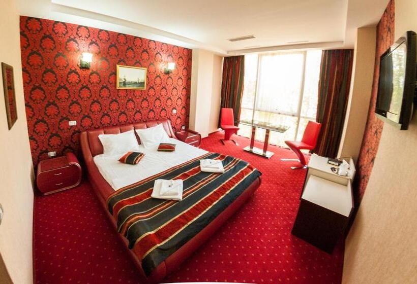 Отель Boutique Shine