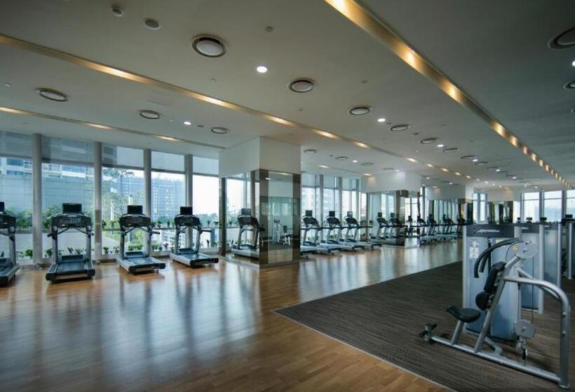 هتل Calidas Landmark72 Royal Residence Hanoi