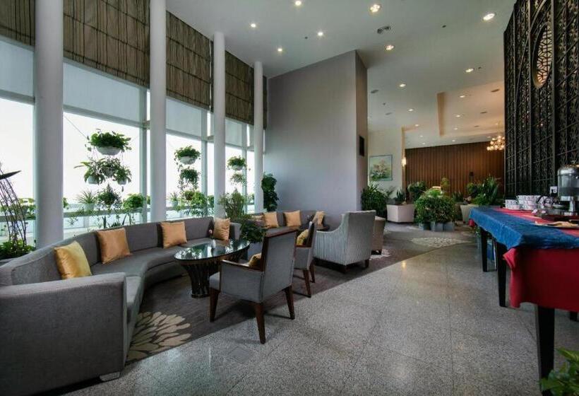 هتل Calidas Landmark72 Royal Residence Hanoi