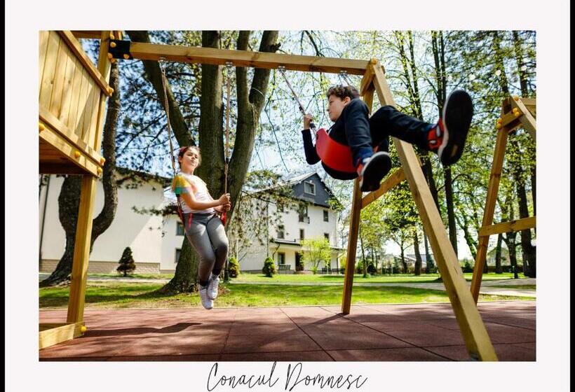 هتل Conacul Domnesc