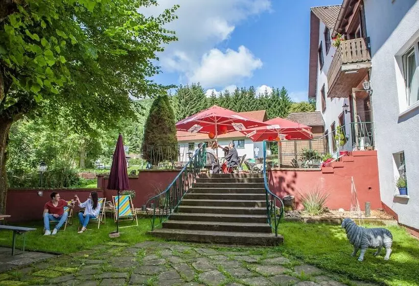 ホテル Berghof Wasserkuppe & Gästehaus Fuldaquelle