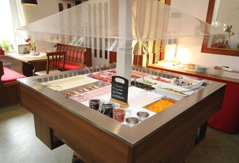 Отель Berghof Wasserkuppe & Gästehaus Fuldaquelle