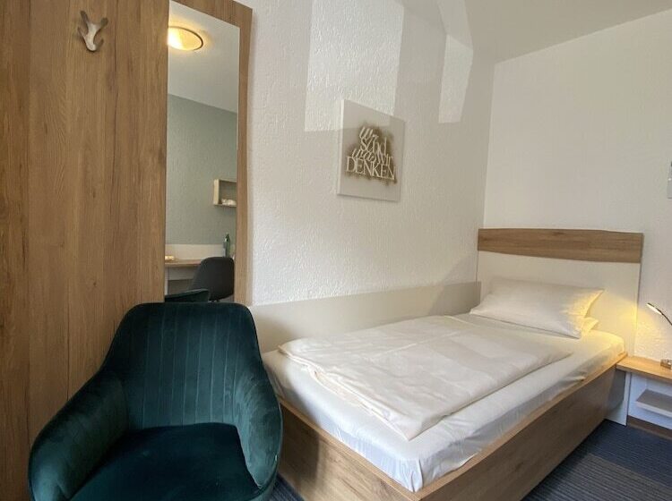 Отель Berghof Wasserkuppe & Gästehaus Fuldaquelle