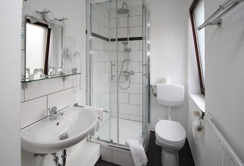 Отель Berghof Wasserkuppe & Gästehaus Fuldaquelle