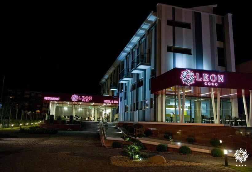 فندق Leon & Spa