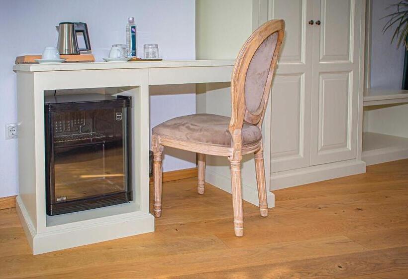 هتل Palatul Brukenthal Avrig