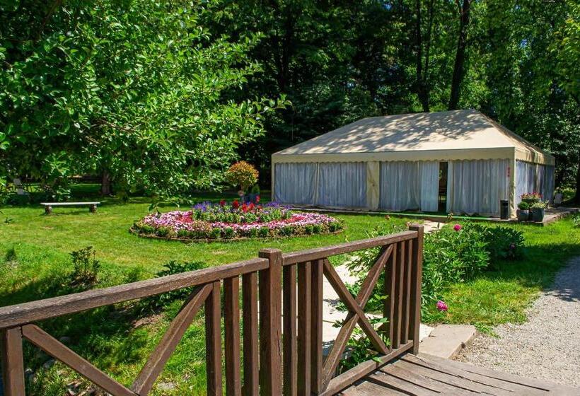 هتل Palatul Brukenthal Avrig