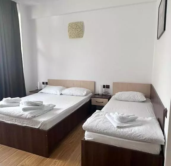 Hotel Paradox Oituz