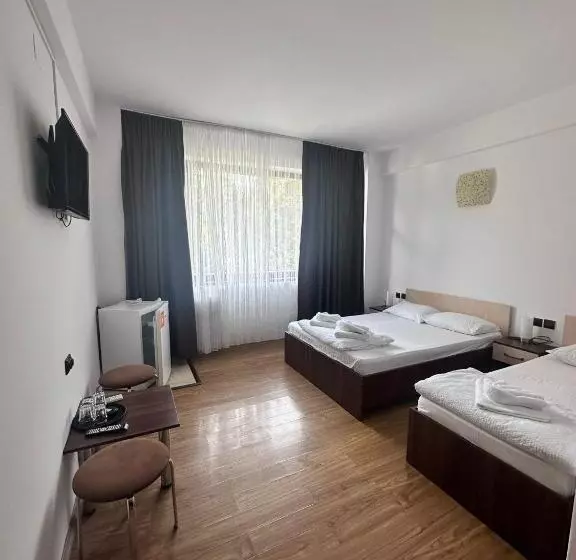 Hotel Paradox Oituz