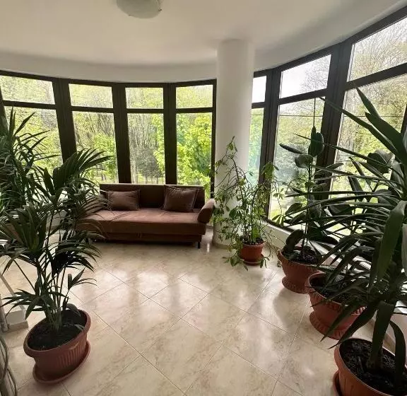 Hotel Paradox Oituz