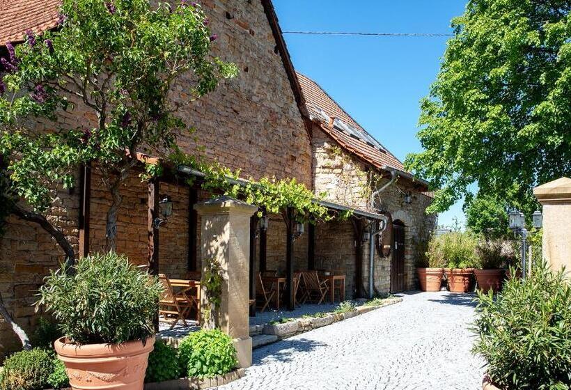 فندق Tullius Die Rebmeisterei