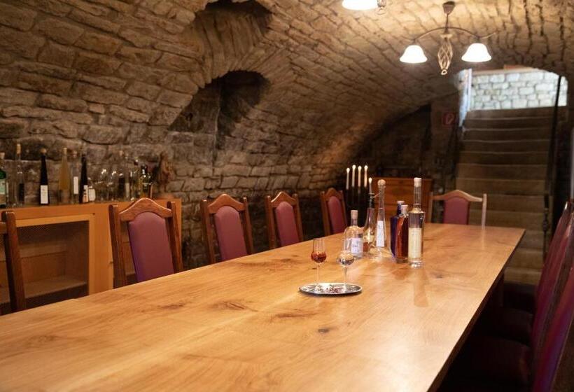 فندق Tullius Die Rebmeisterei