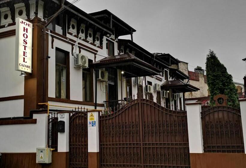 Joe Hostel