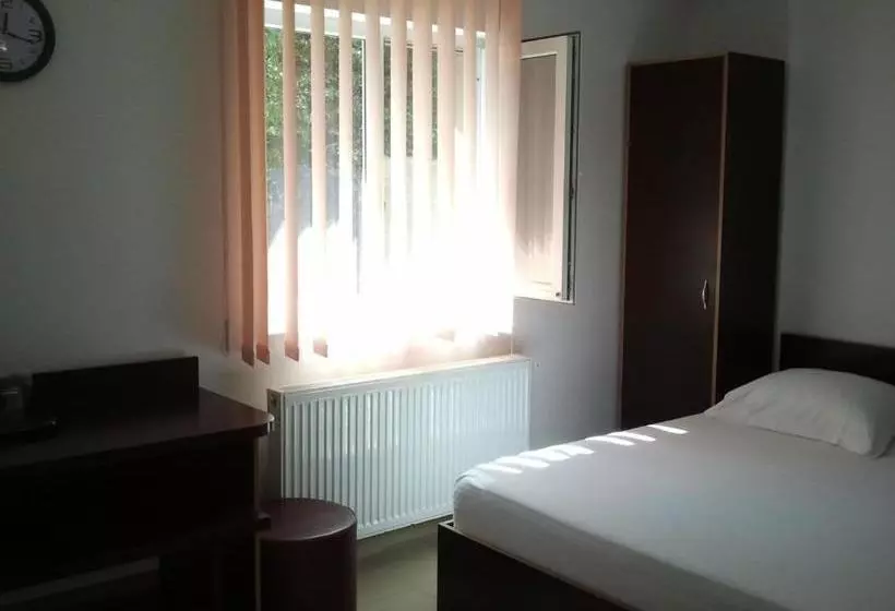 Jr Motel