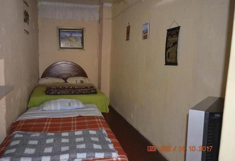 호스텔 El Mochilero