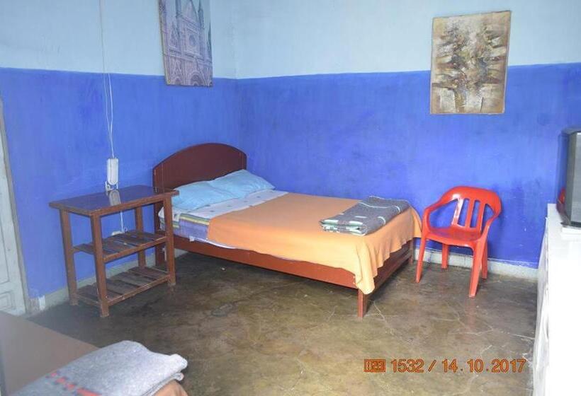 호스텔 El Mochilero