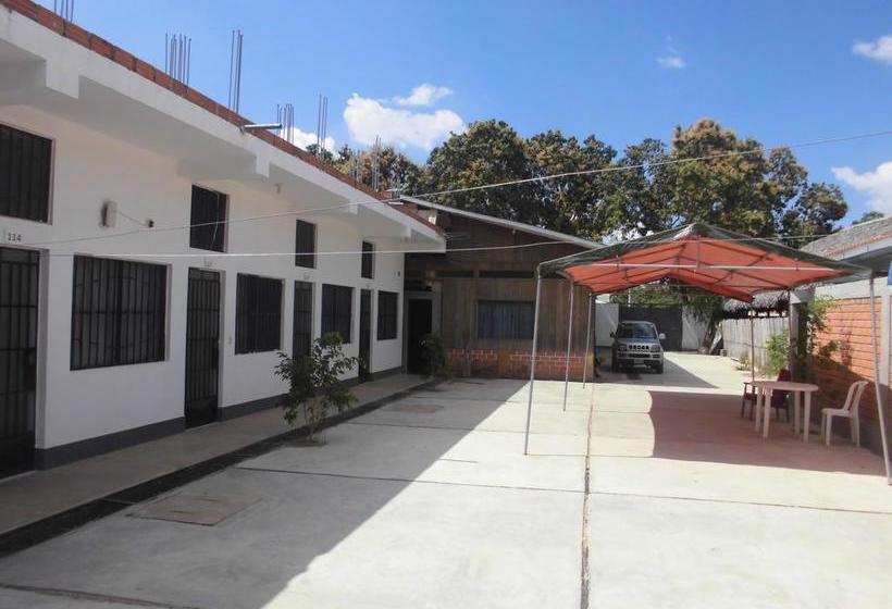 ユースホステル Hospedaje Marvento