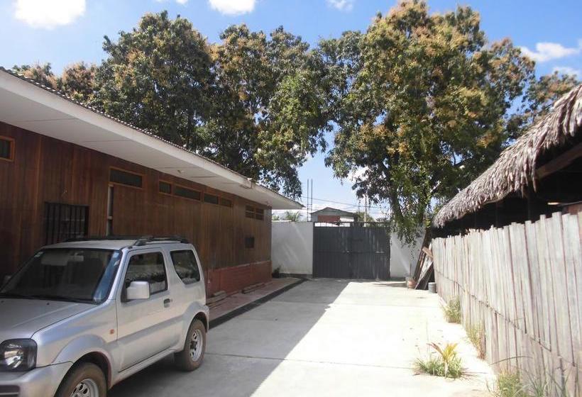 ユースホステル Hospedaje Marvento