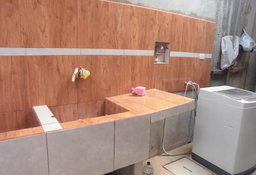 ユースホステル Hospedaje Marvento