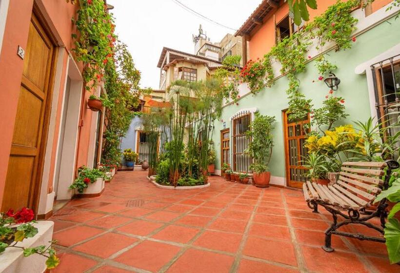 مبيت وإفطار El Patio Miraflores