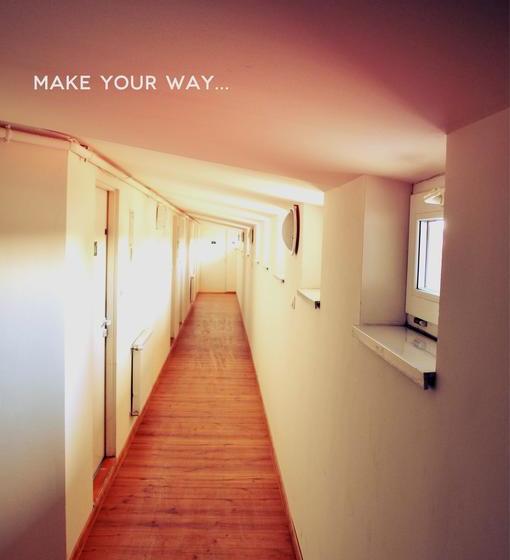 בית מלון כפרי Good Bye Lenin Revolution Krakow - Hostel