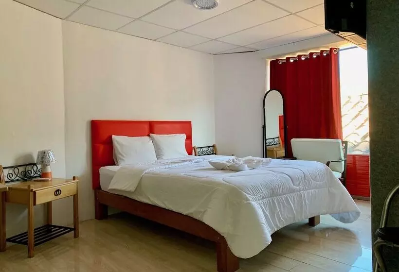 Hotel Plateros
