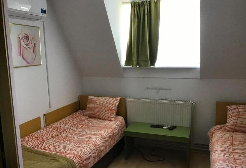 ホテル Villa Siret