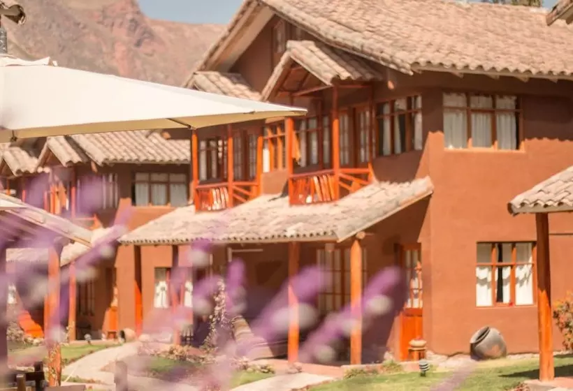 هتل Wayqey Lodge