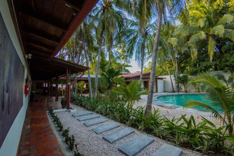 Resort Café De Playa Beach Front