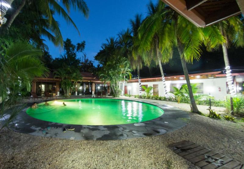 Resort Café De Playa Beach Front