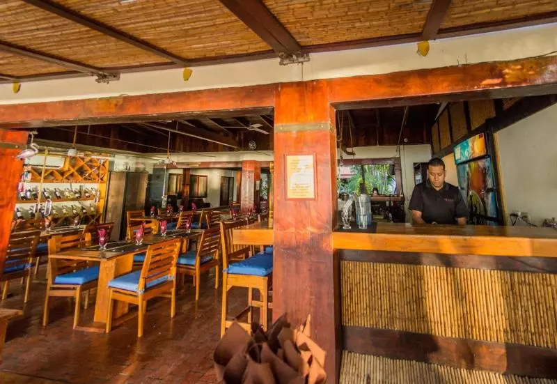 Lomakeskus Café De Playa Beach Front