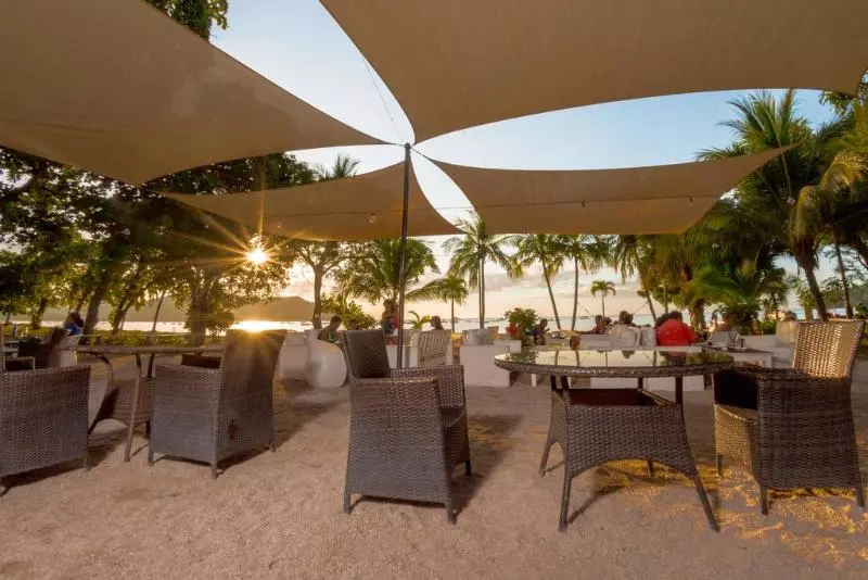 Lomakeskus Café De Playa Beach Front