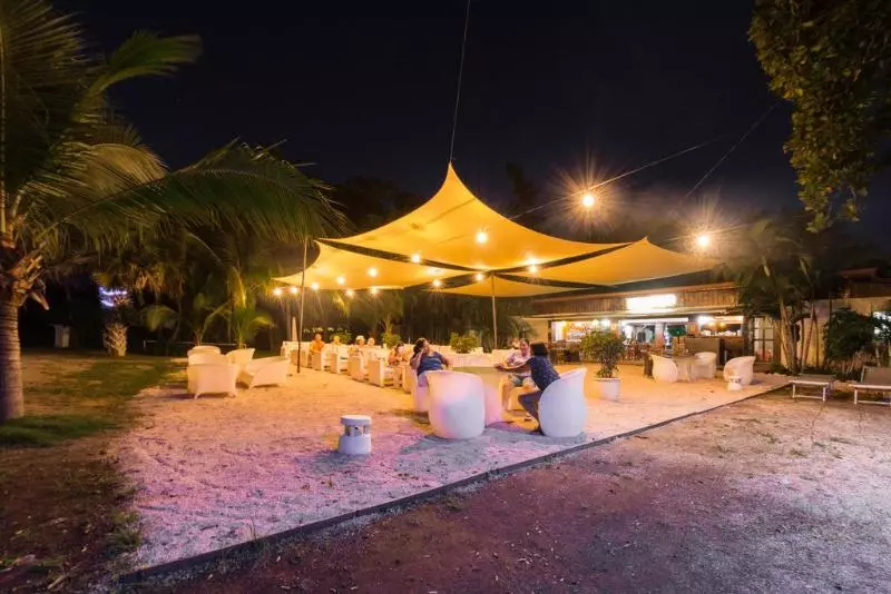Lomakeskus Café De Playa Beach Front