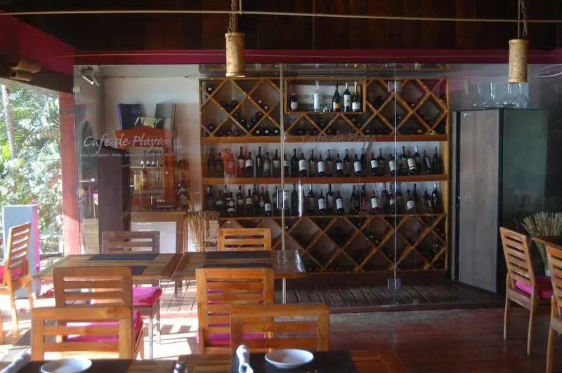 Lomakeskus Café De Playa Beach Front