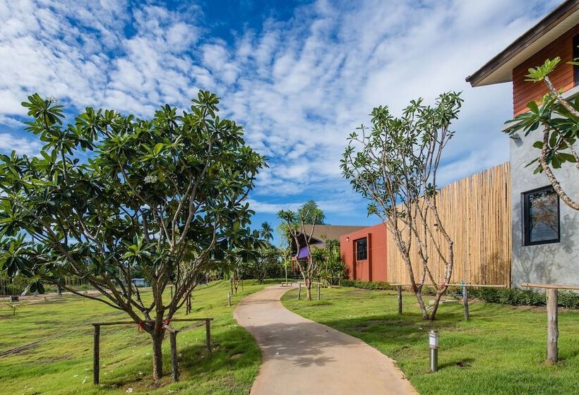 Sirinsamui Boutique Hostel