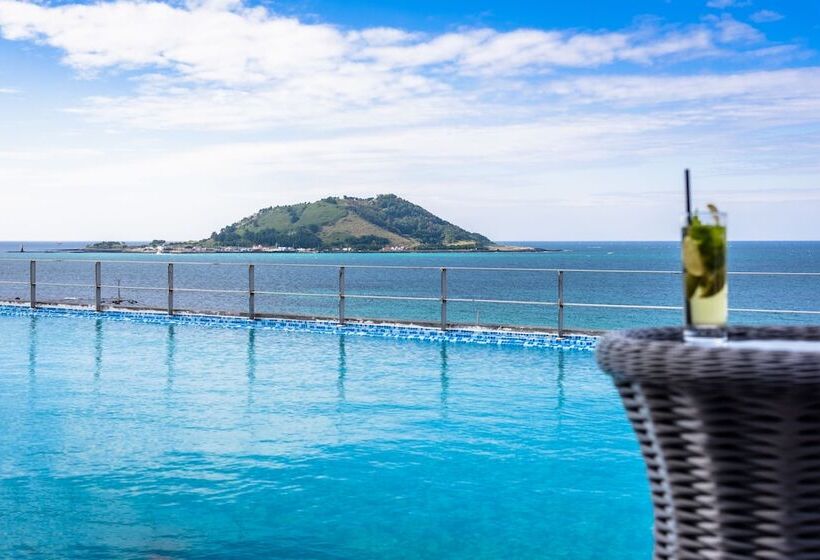 Aguila Hotel Jeju Oceano Suite