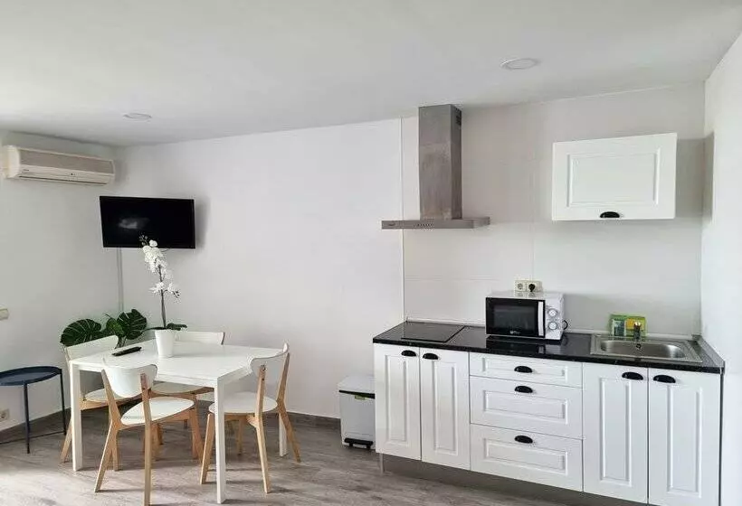 Apartamentos Eurhostal 3000
