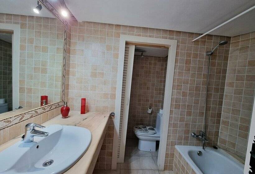 Apartamentos Eurhostal 3000